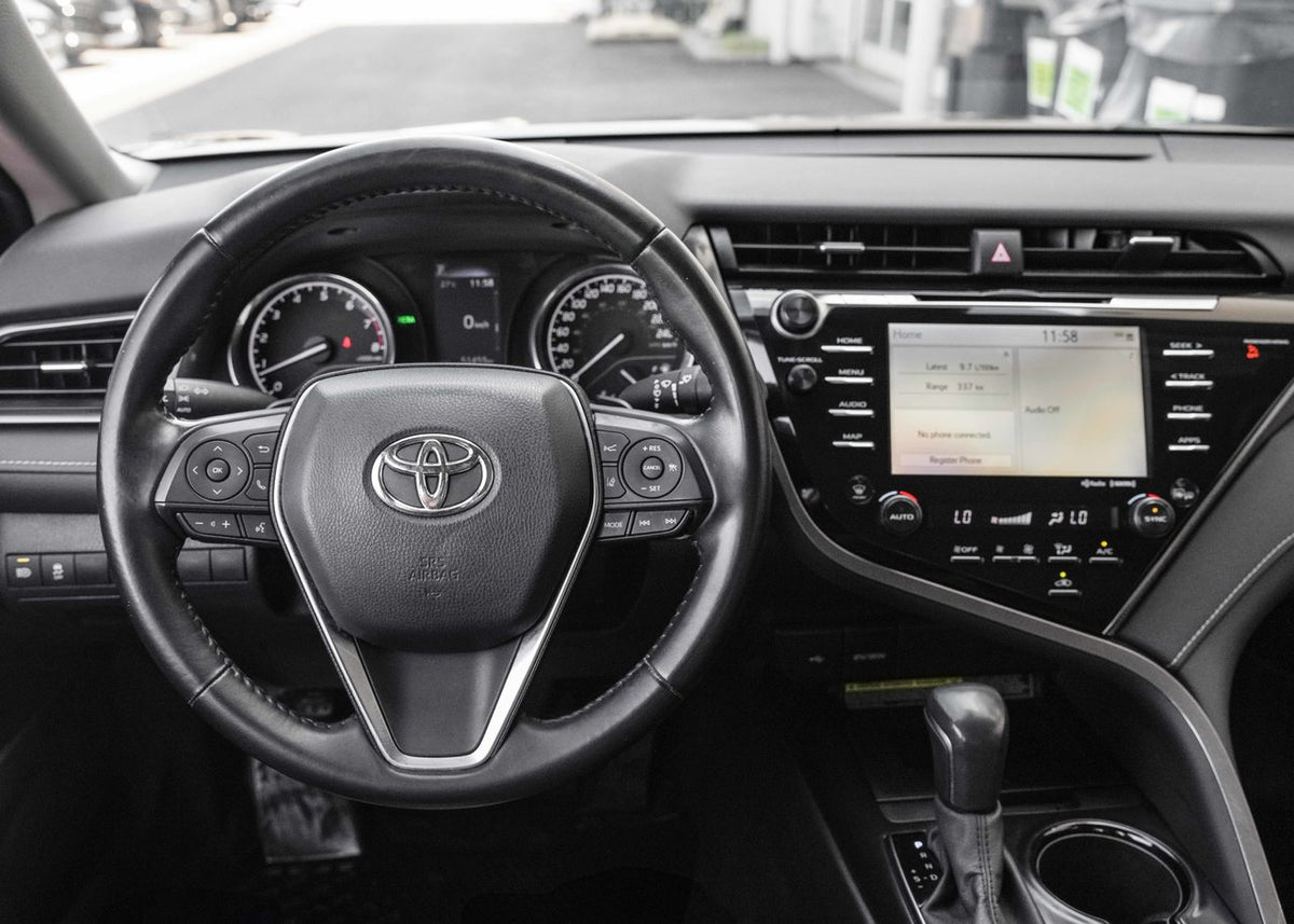 2020 Toyota Camry SE UPGRADE