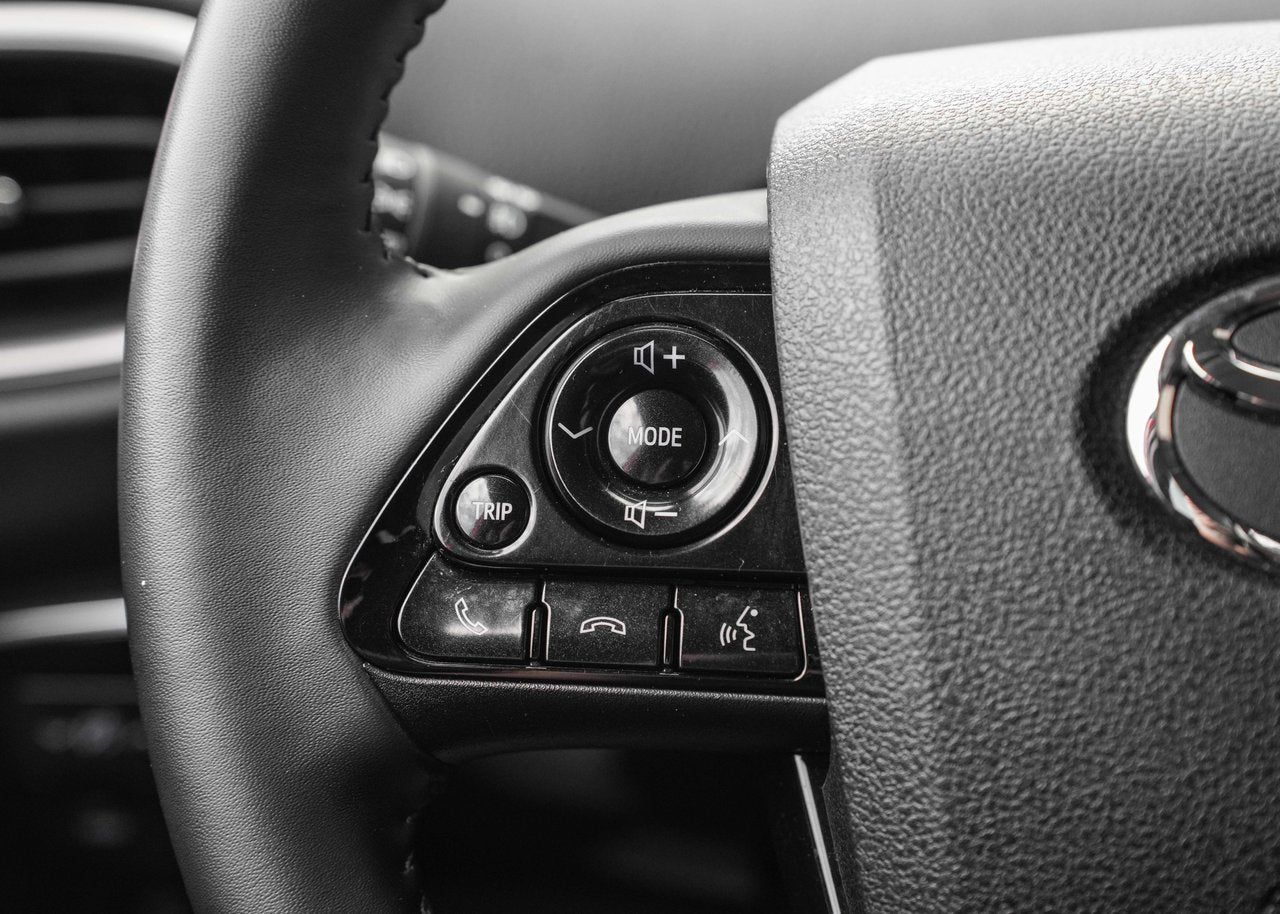 2022 Toyota PRIUS PRIME **UPGRADE**