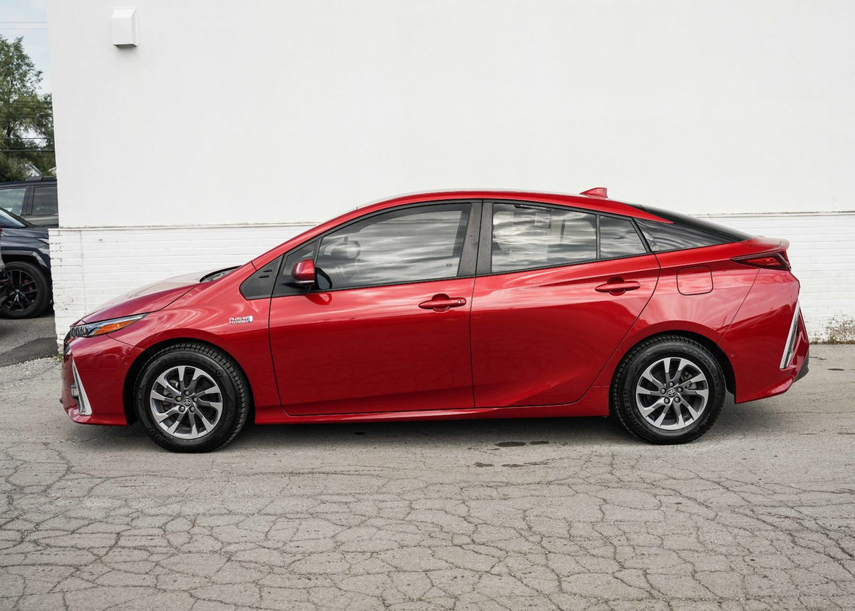 2022 Toyota PRIUS PRIME **UPGRADE**