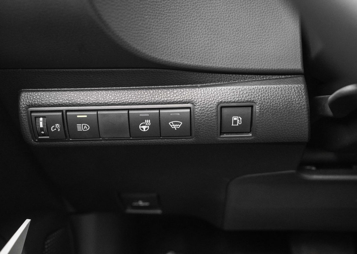 2026 Toyota Corolla **LE HYBRID AWD**