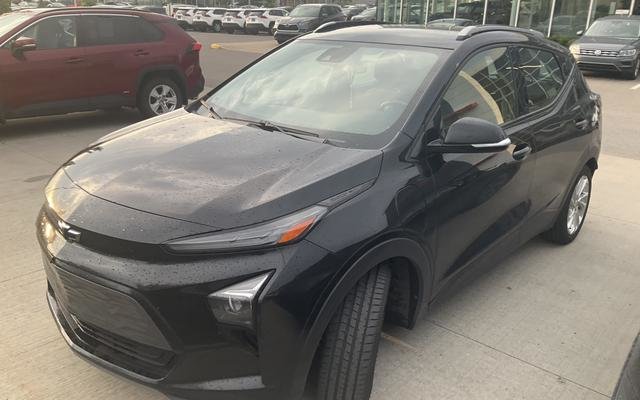2023 Chevrolet Bolt EUV 1LT; NAV ANGLES MORT SIEGE+VOLANT CHAUFFANT MAGS