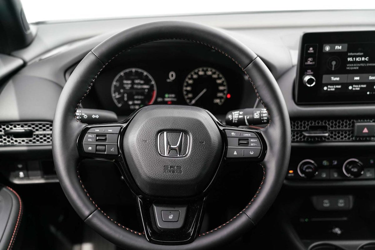 2027 Honda HR-V SPORT AWD; TOIT ANGLES MORT SIEGE+VOLANT CHAUFFANT