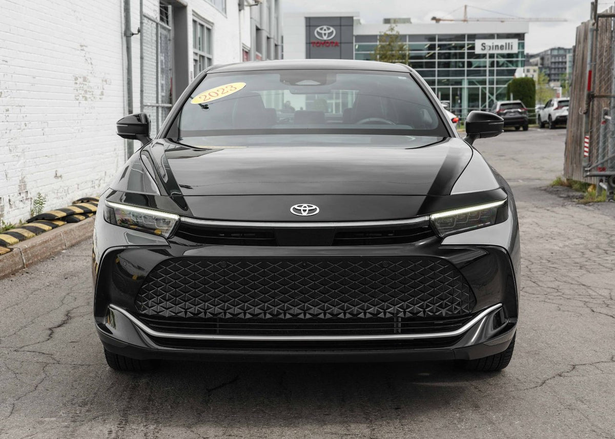 2023 Toyota Crown Platinum