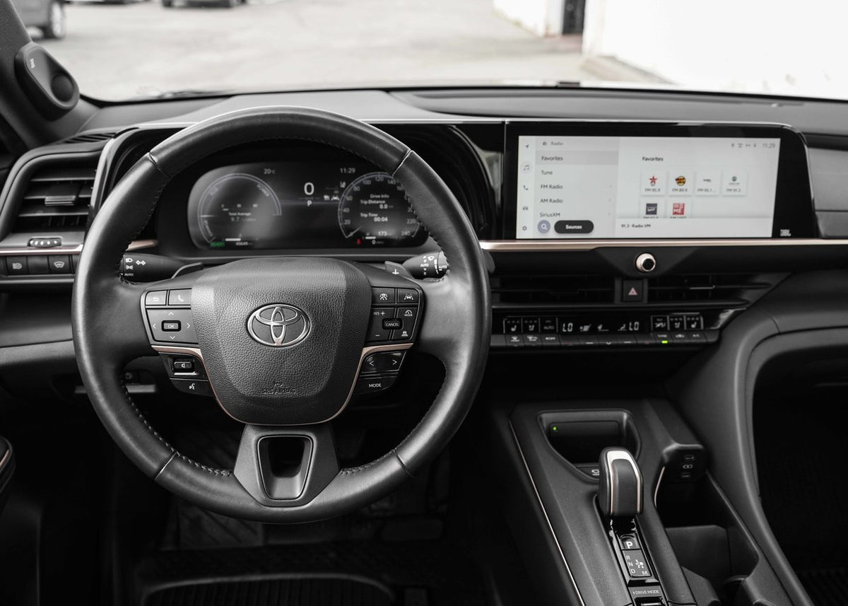 2023 Toyota Crown Platinum