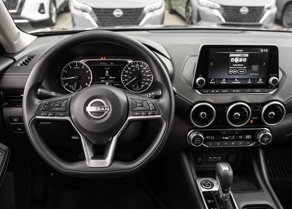 2024 Nissan Sentra SV Moonroof