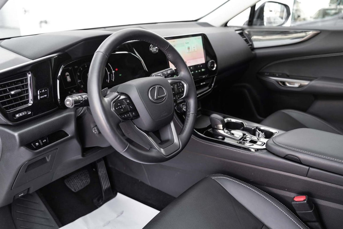 2024 Lexus NX 350 PREMIUM AWD TOIT CUIR BAS KM