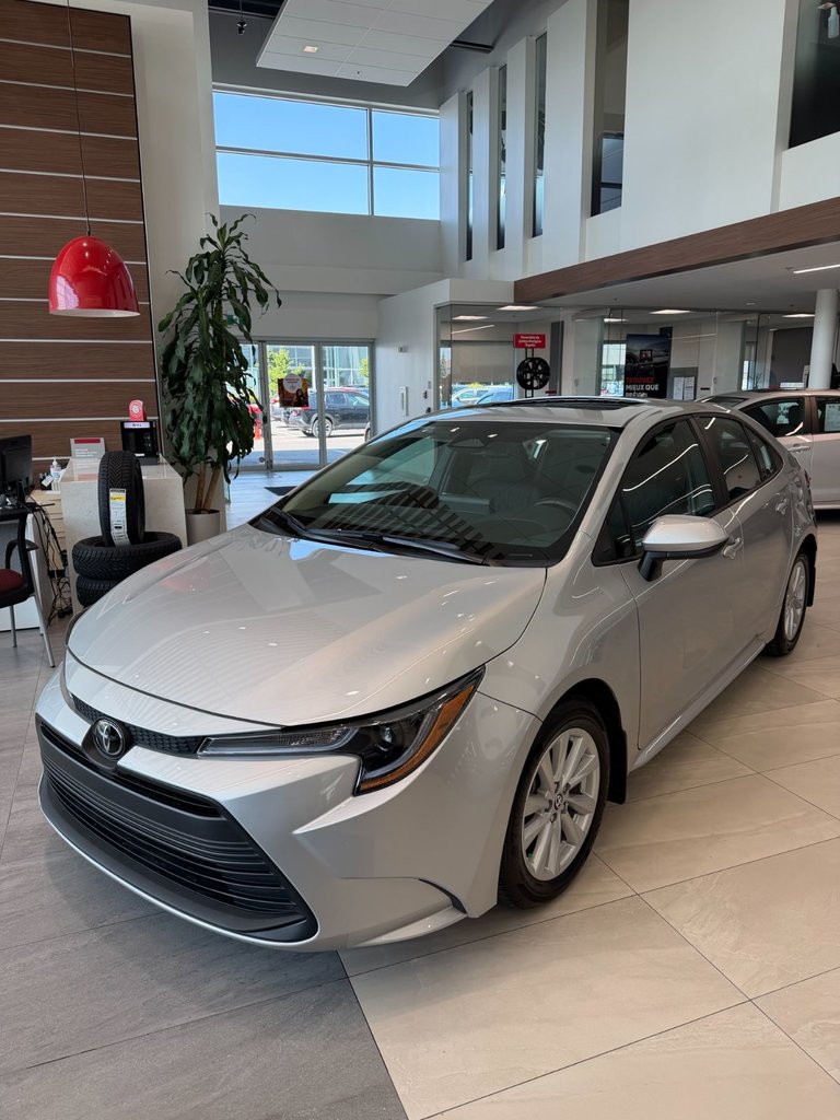 2024 Toyota Corolla LE UPGRADE