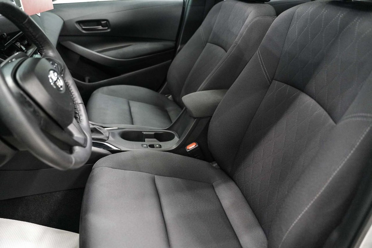 2024 Toyota Corolla LE UPGRADE