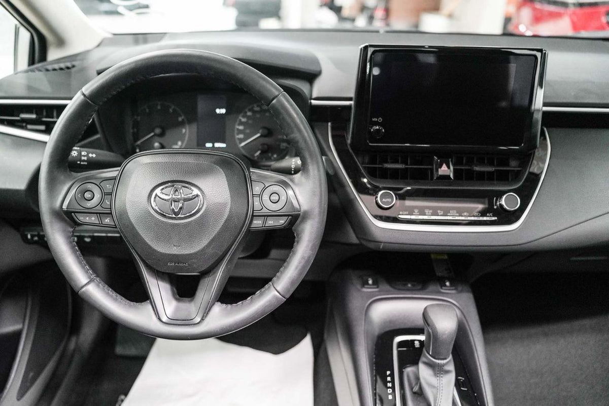 2024 Toyota Corolla LE UPGRADE