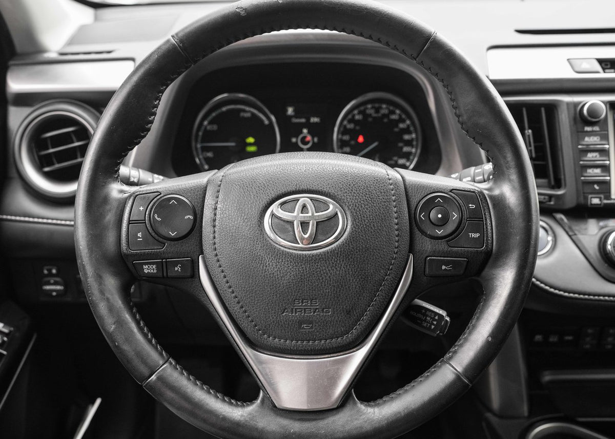 2016 Toyota RAV4 **Hybrid Limited**
