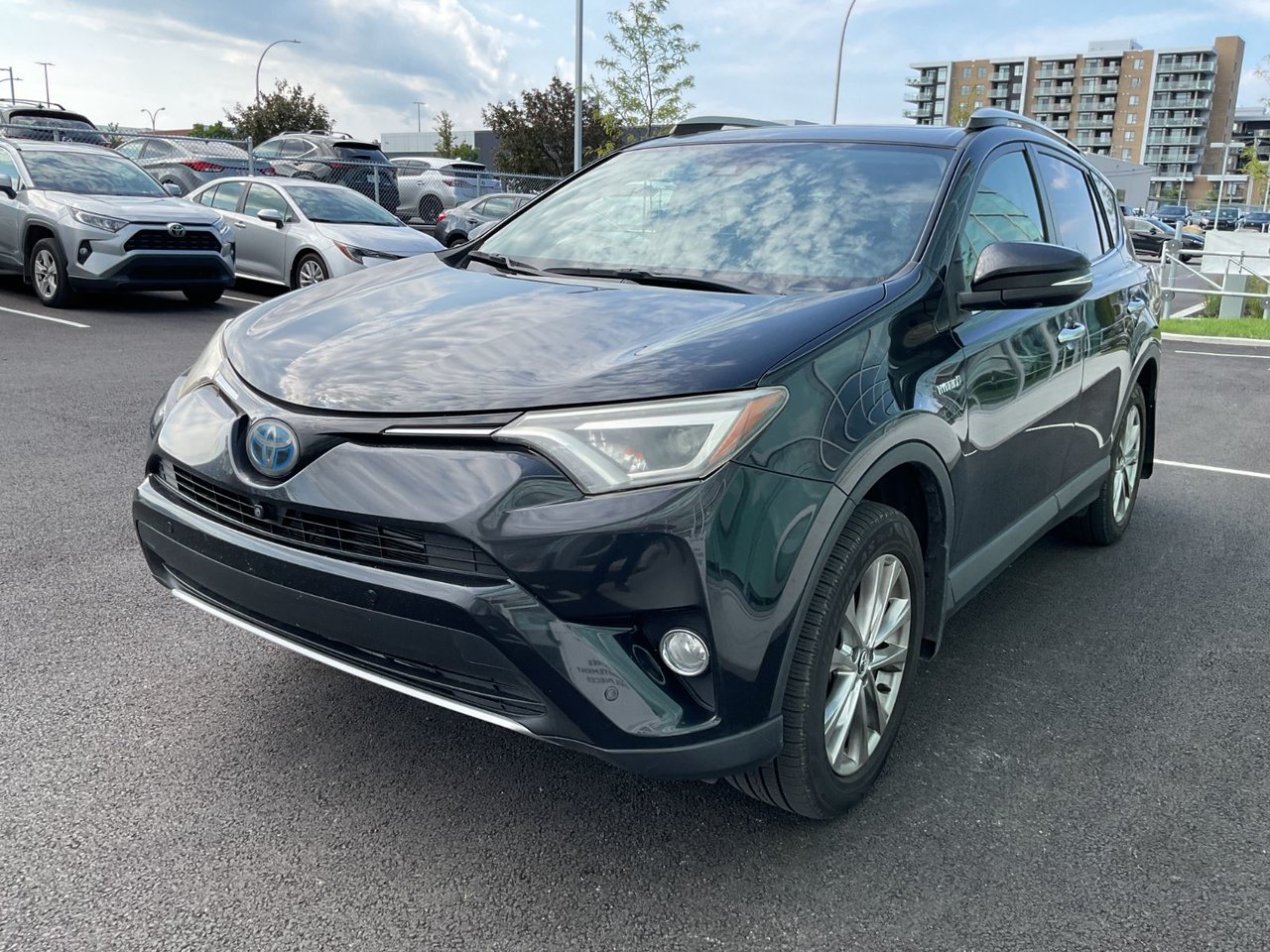 2016 Toyota RAV4 **Hybrid Limited**