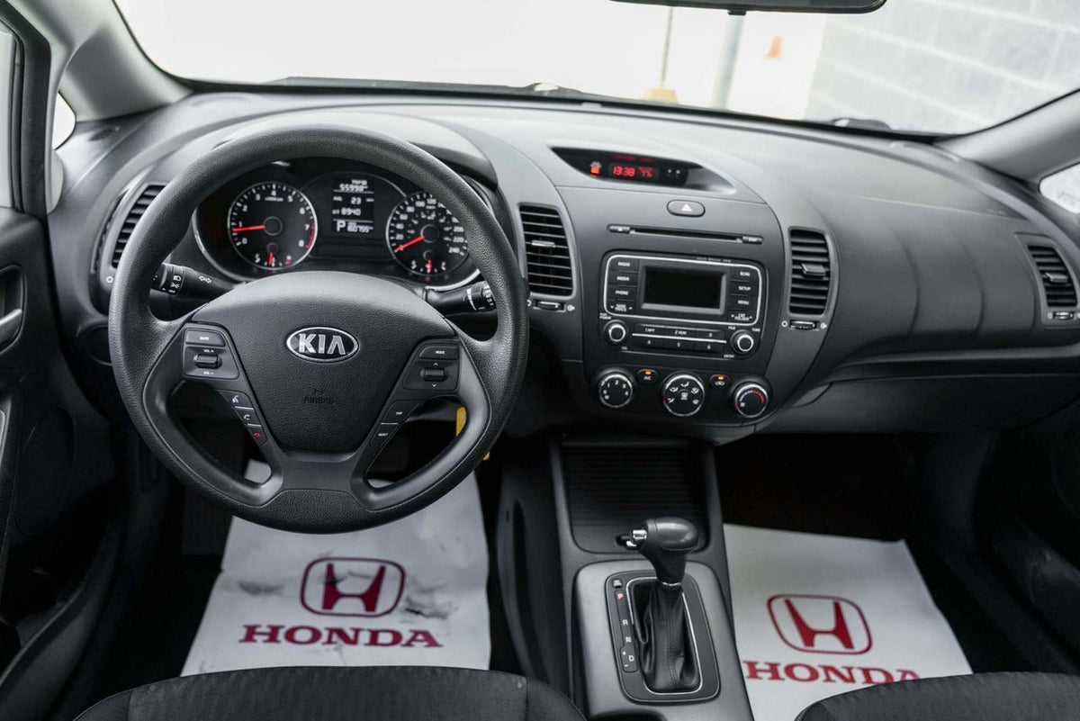2015 Kia Forte LX AUTOMATIQUE; A/C GRP ELECTRIQUE BLUETOOTH