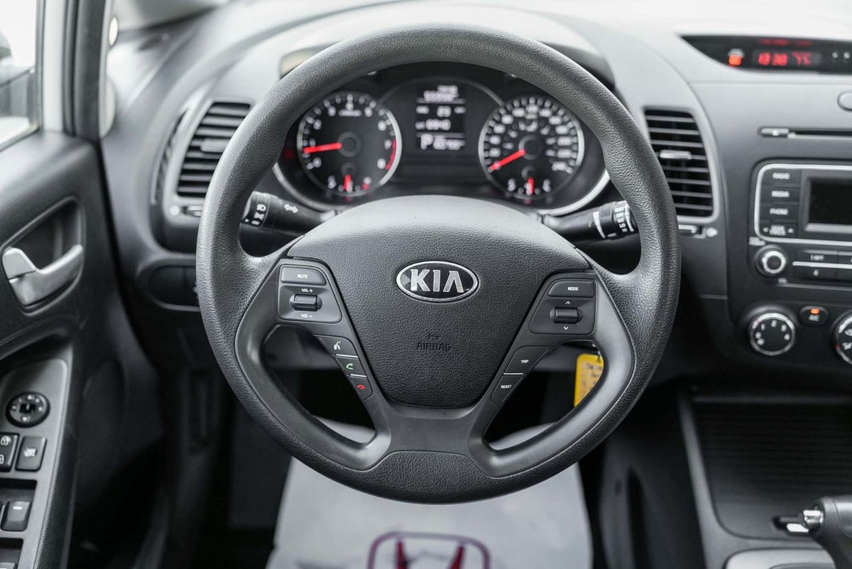 2015 Kia Forte LX AUTOMATIQUE; A/C GRP ELECTRIQUE BLUETOOTH