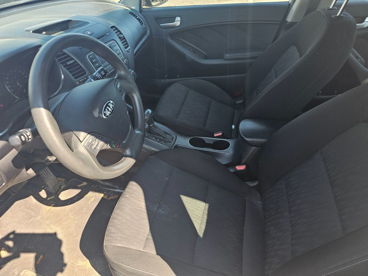 2015 Kia Forte LX AUTOMATIQUE; A/C GRP ELECTRIQUE BLUETOOTH