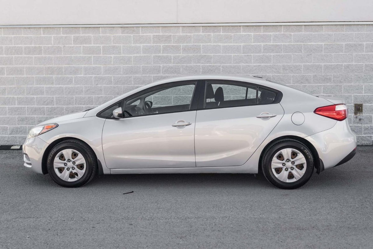 2015 Kia Forte LX AUTOMATIQUE; A/C GRP ELECTRIQUE BLUETOOTH