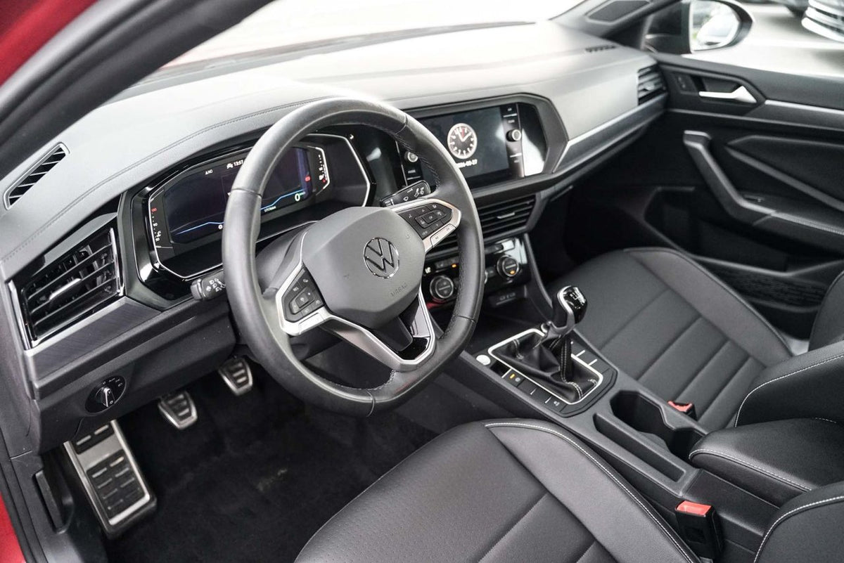 2024 Volkswagen Jetta COMFORTLINE/ SPORT PACK/