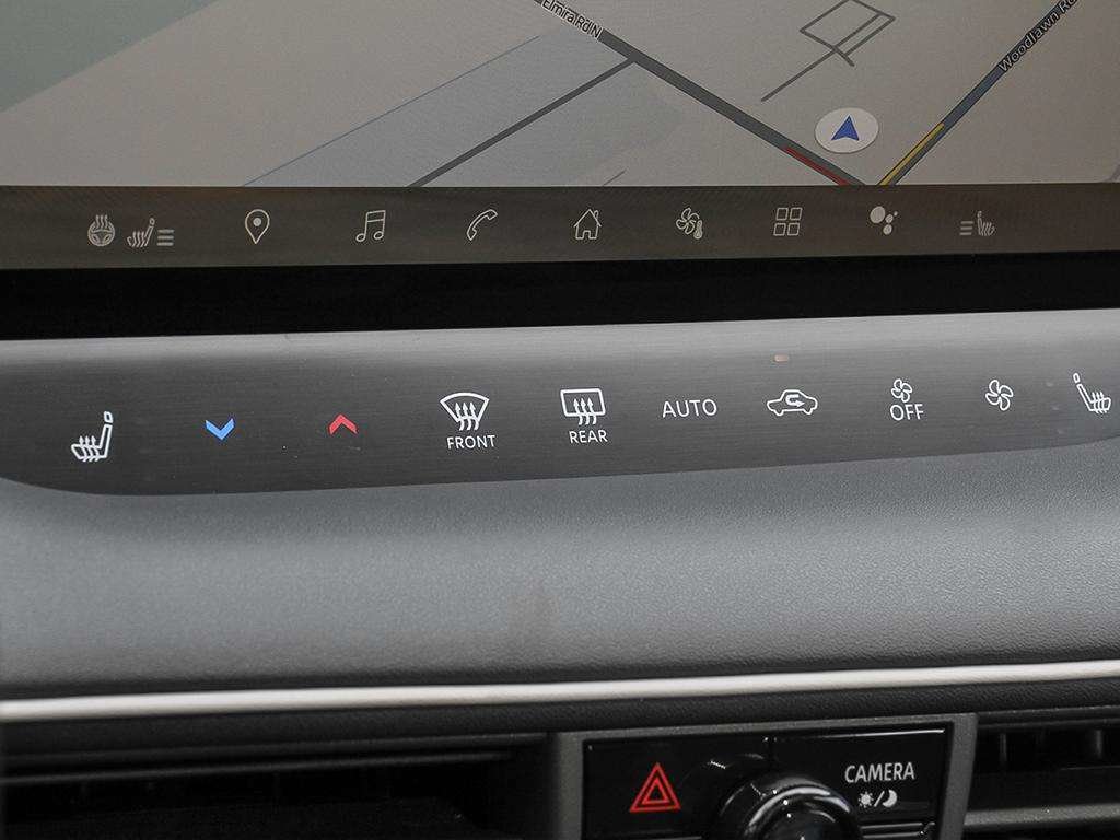 2026 Nissan Leaf Platinum+
