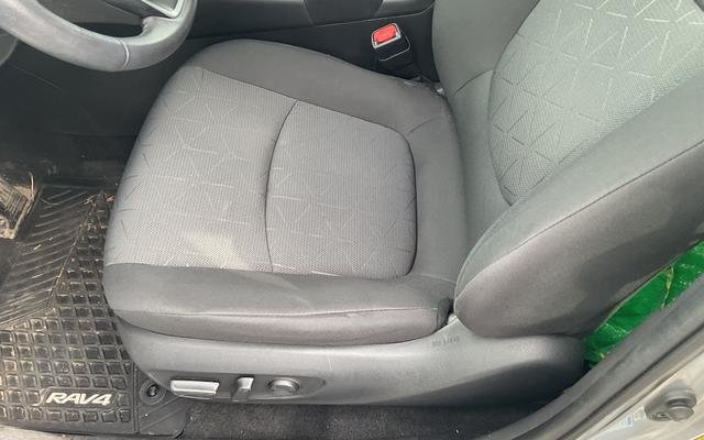 2021 Toyota RAV4 XLE AWD
