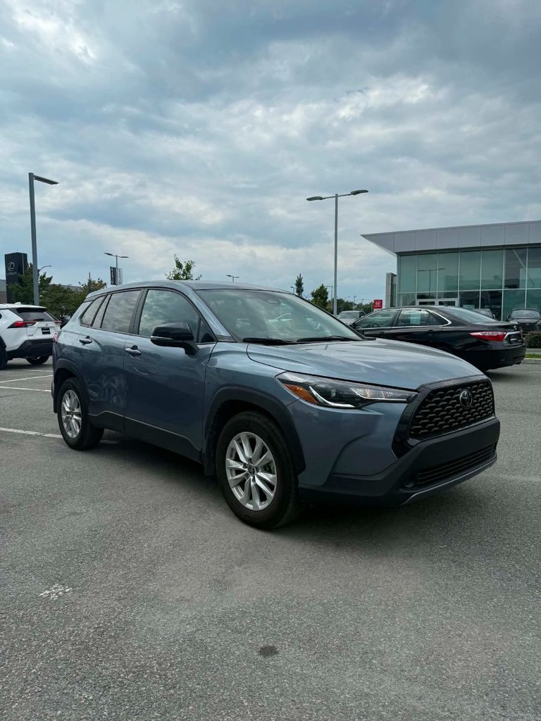 2025 Toyota Corolla Cross LE AWD