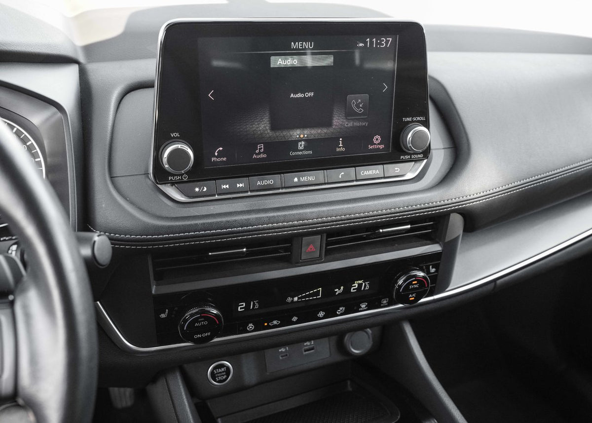 2023 Nissan Rogue SV Moonroof