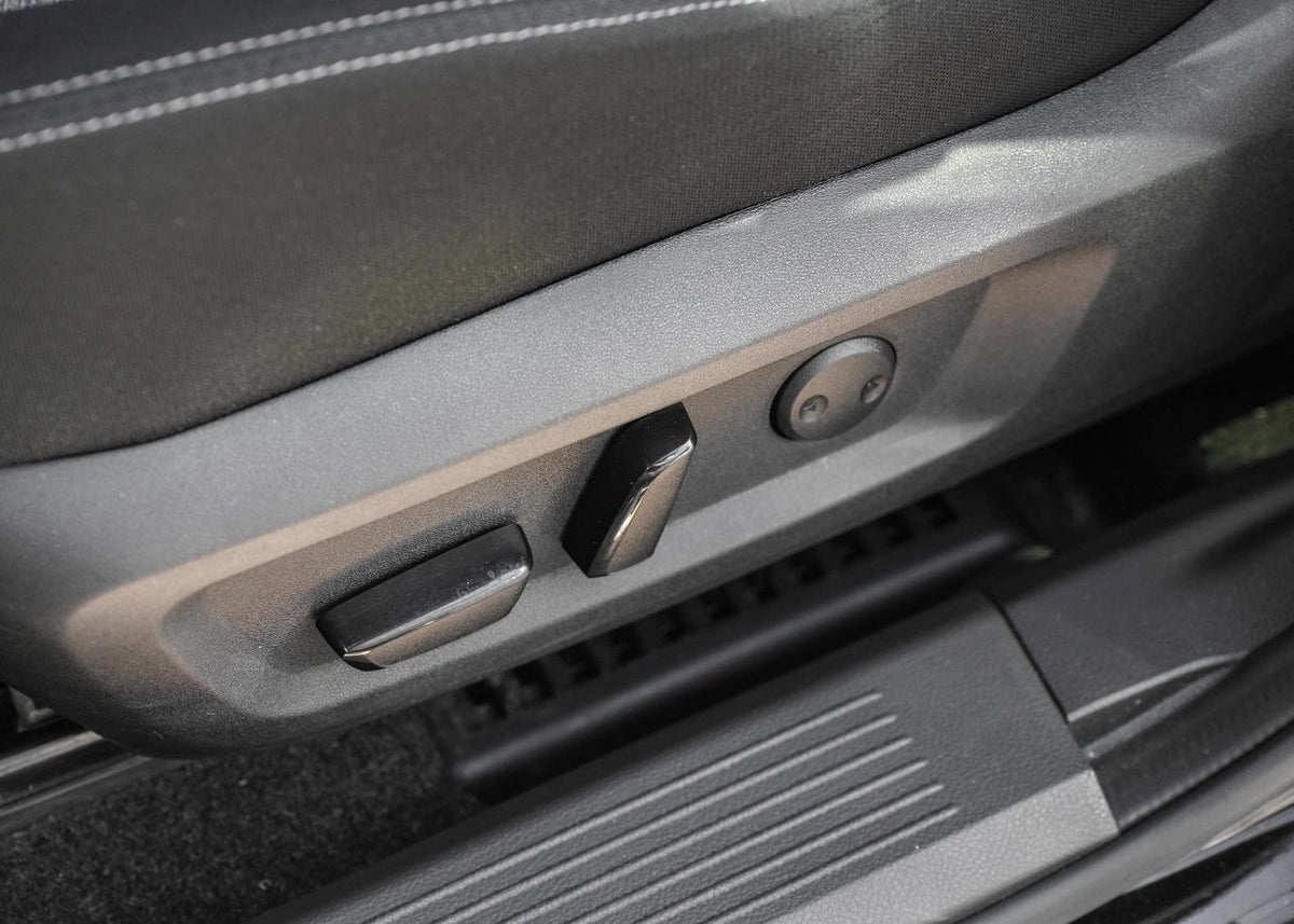 2023 Nissan Rogue SV Moonroof