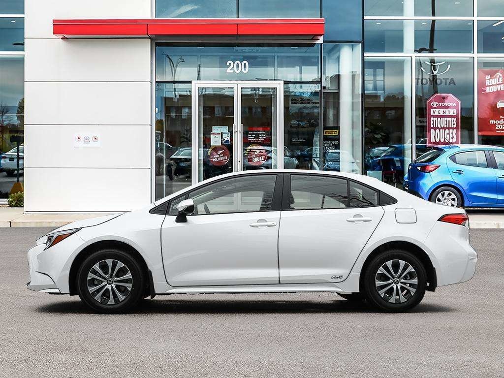 2026 Toyota Corolla Hybrid LE