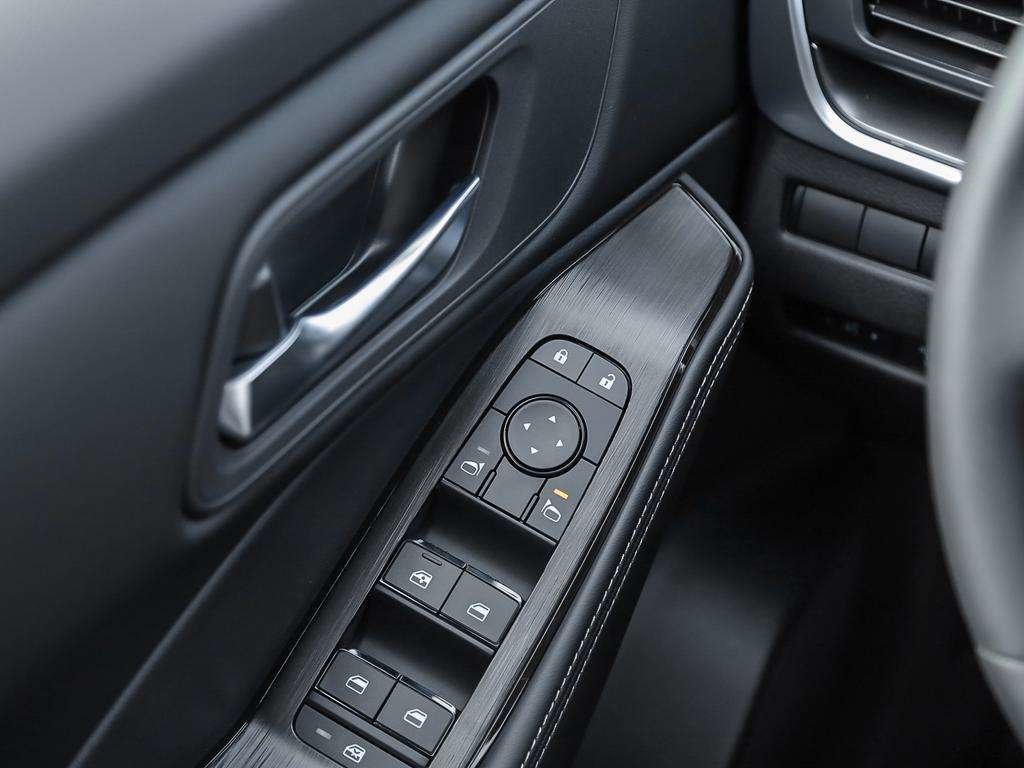 2026 Nissan Rogue AWD SV Moonroof