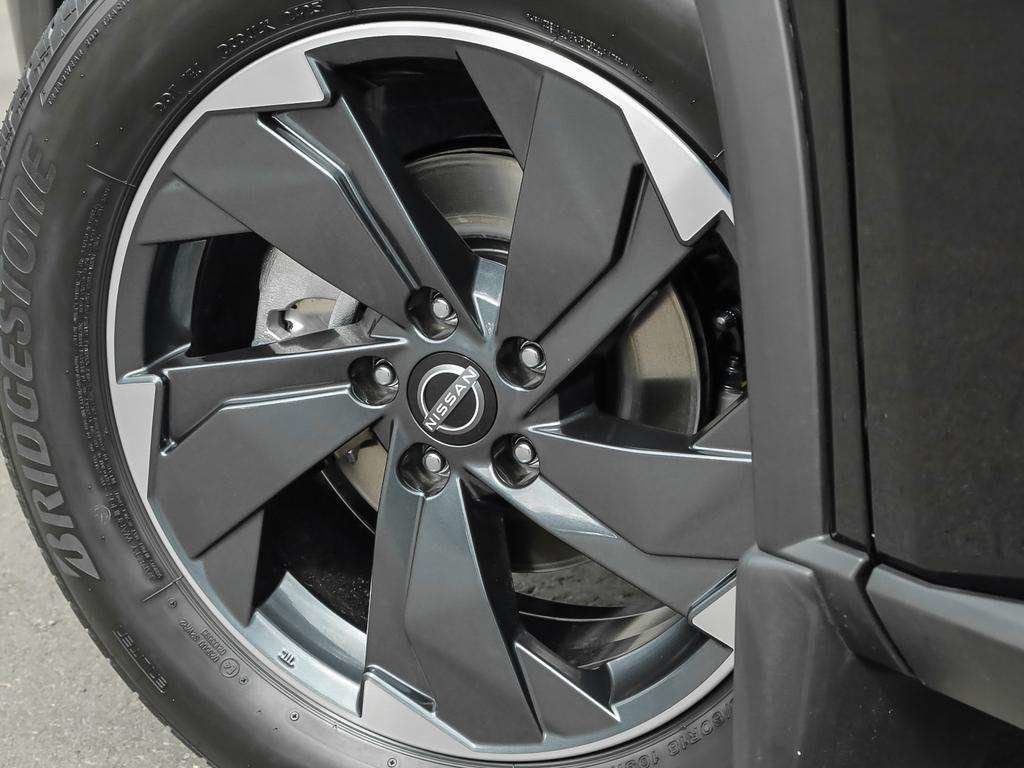 2026 Nissan Rogue AWD SV Moonroof