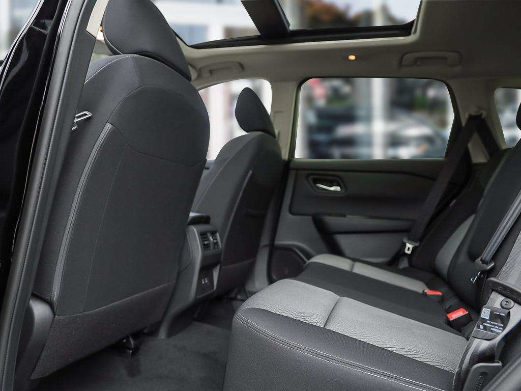 2026 Nissan Rogue AWD SV Moonroof