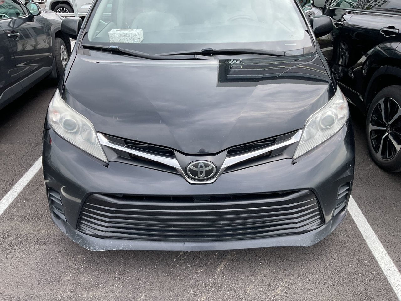 2020 Toyota Sienna LE