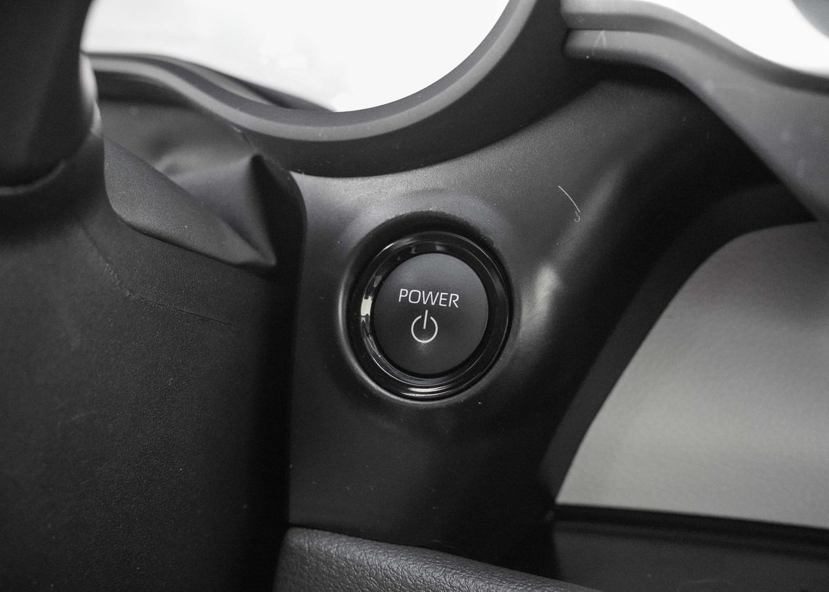 2025 Toyota Sienna XLE HYBRID