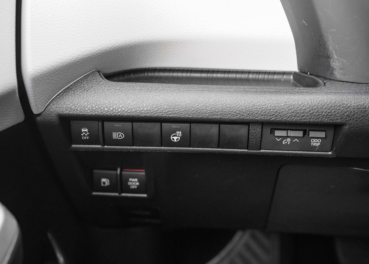 2025 Toyota Sienna XLE HYBRID