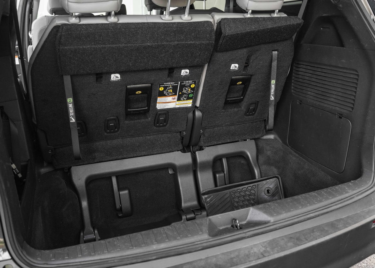 2025 Toyota Sienna XLE HYBRID
