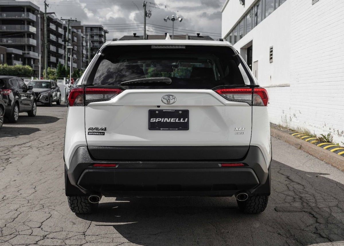 2022 Toyota RAV4 XLE AWD