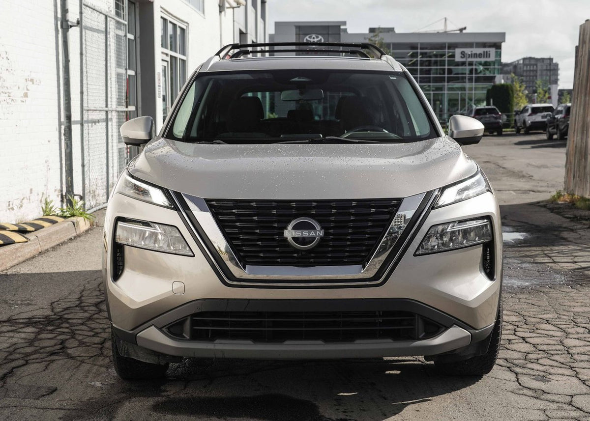 2023 Nissan Rogue SV Moonroof