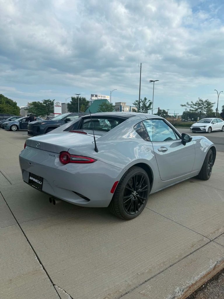 2024 Mazda MX-5 RF GS-P RWD