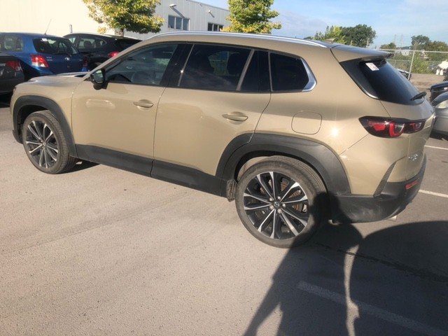 2024 Mazda CX-50 GT