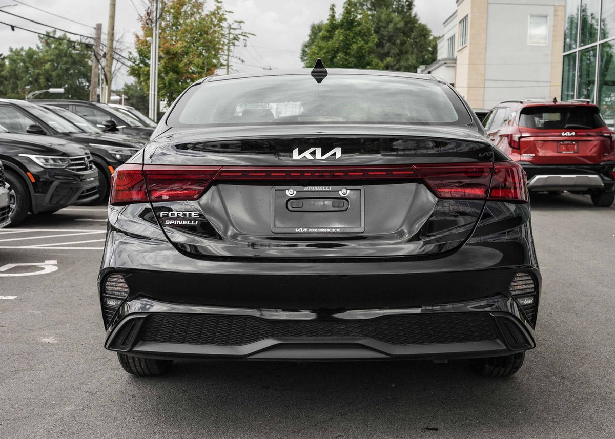 2023 Kia Forte LX