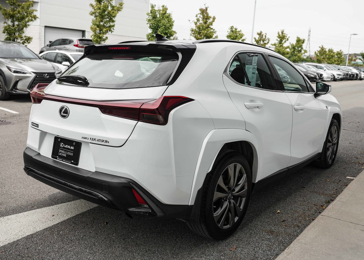2023 Lexus UX 250h F SPORT DESIGN AWD BAS KM TOIT CARPLAY