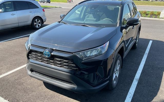 2023 Toyota RAV4 LE Hybrid