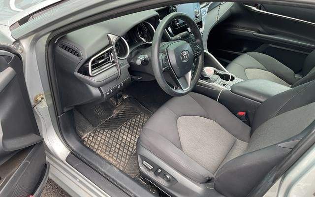 2021 Toyota Camry Hybrid LE