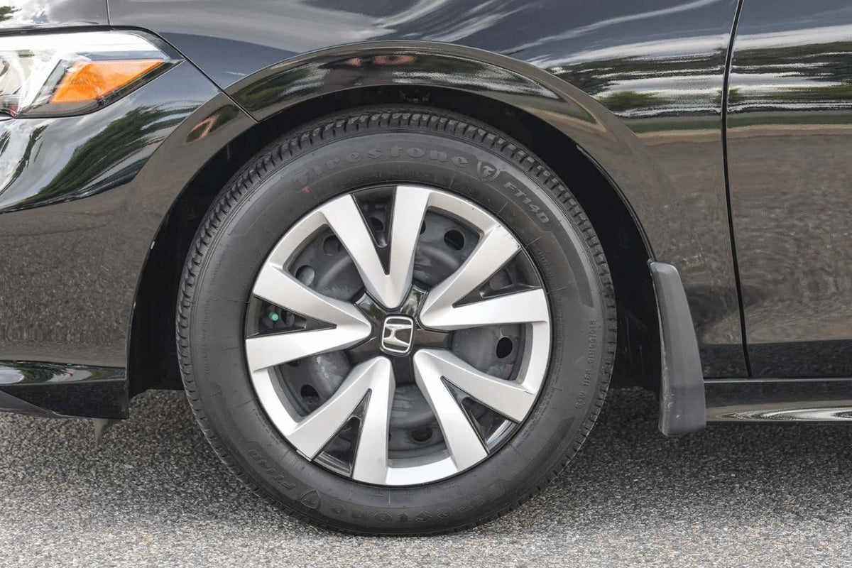 2025 Honda Civic Sedan LX; DEMARREUR CAMERA SIEGES CHAUFFANT *BAS/LOW KM*