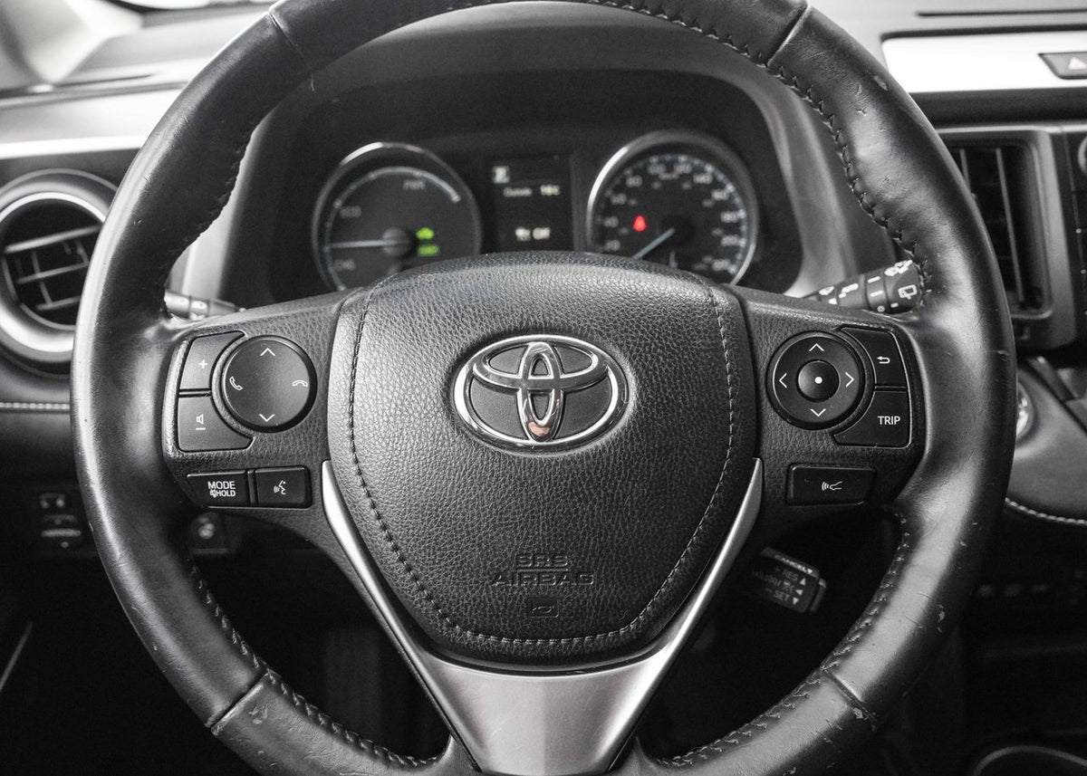 2018 Toyota RAV4 Hybrid LE+