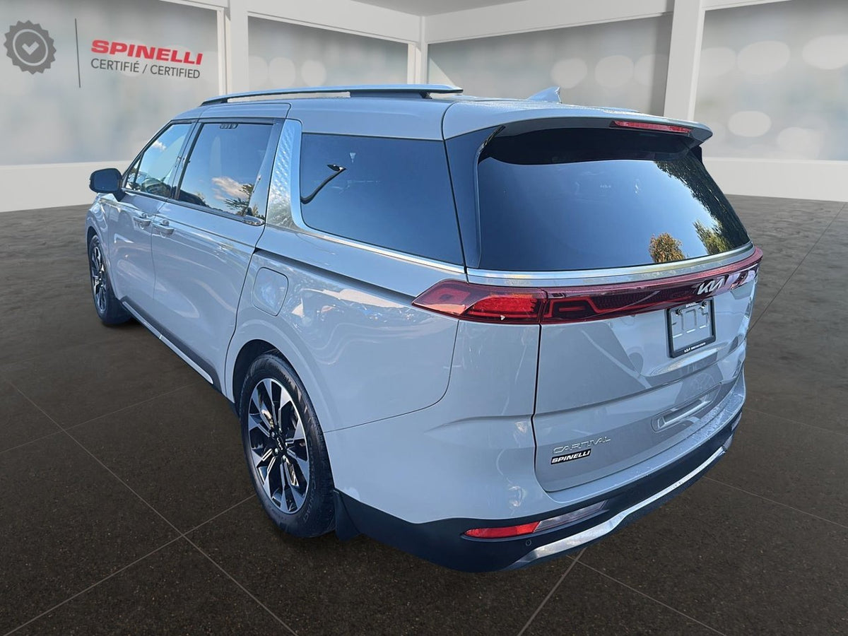 2024 Kia Carnival EX