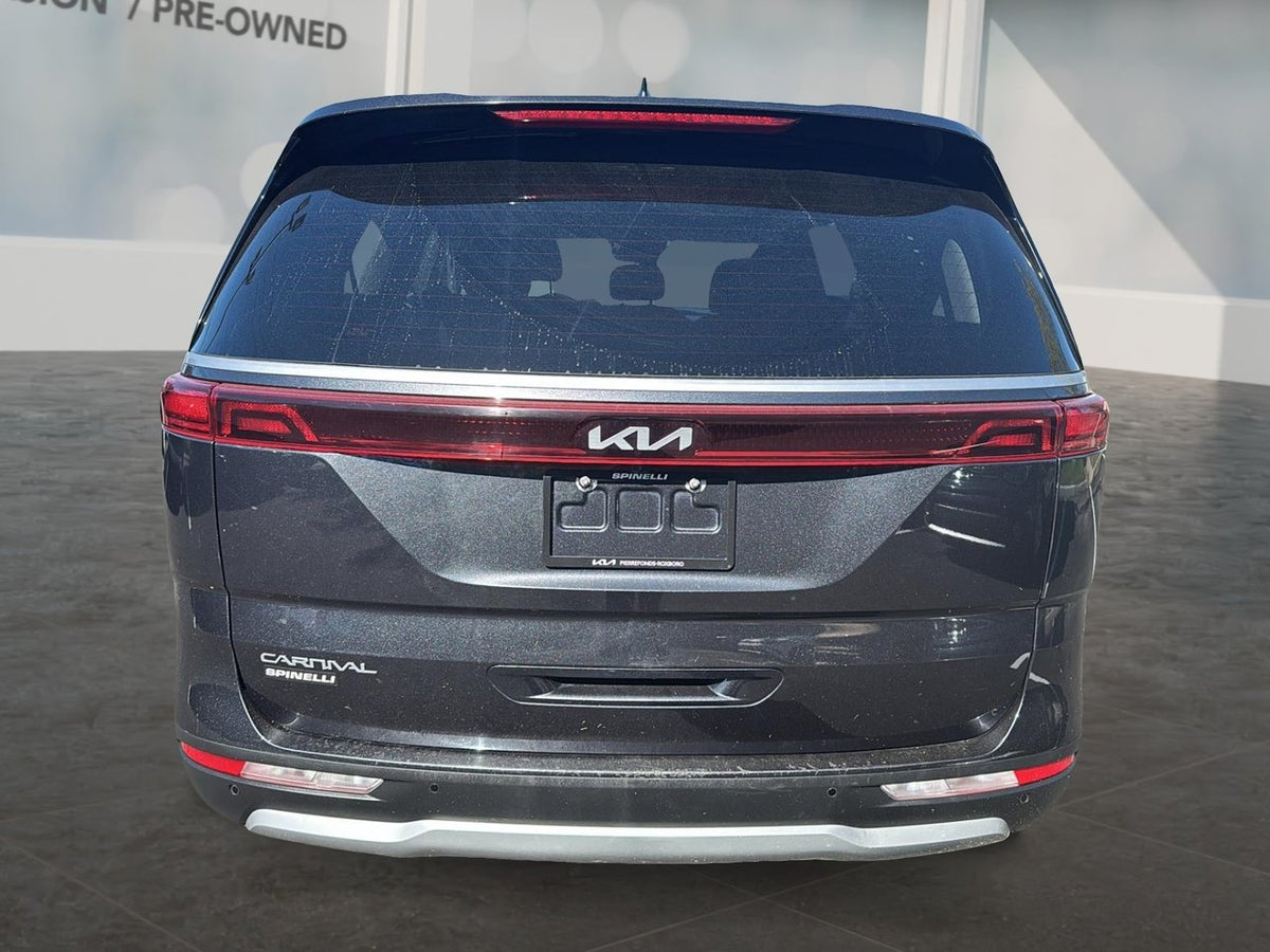 2023 Kia Carnival LX