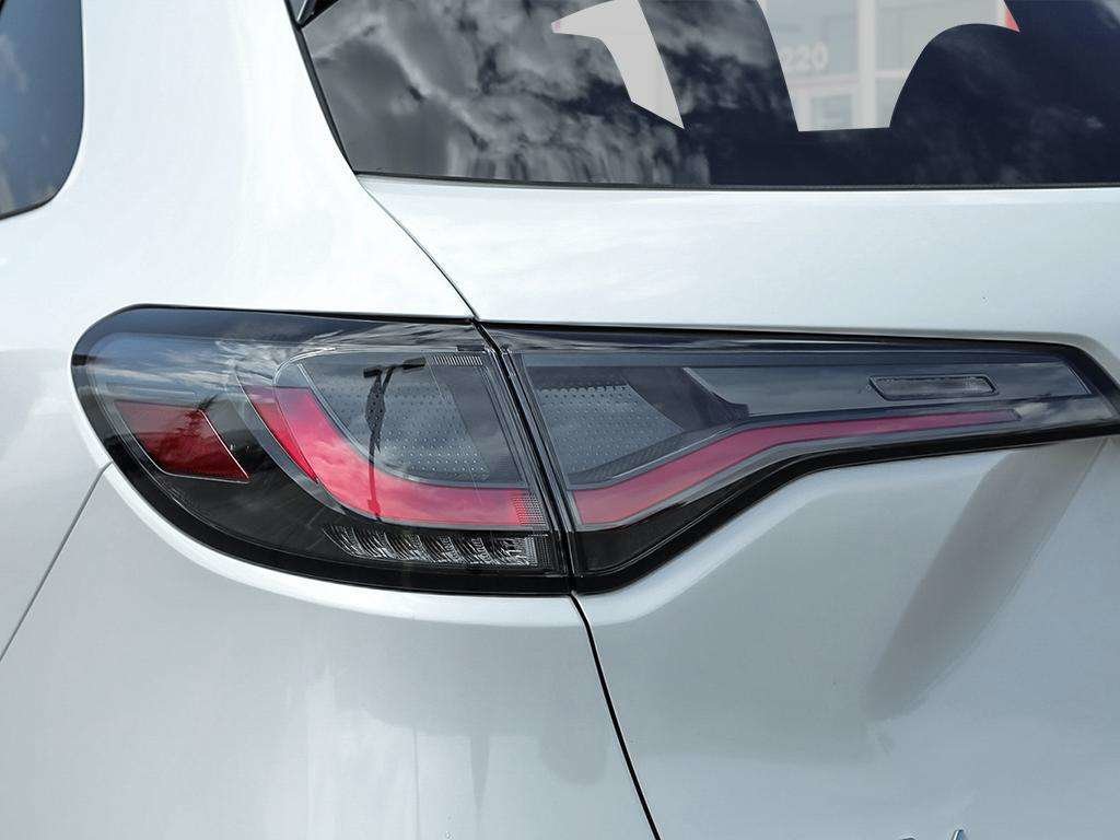 2027 Honda HR-V LX AWD