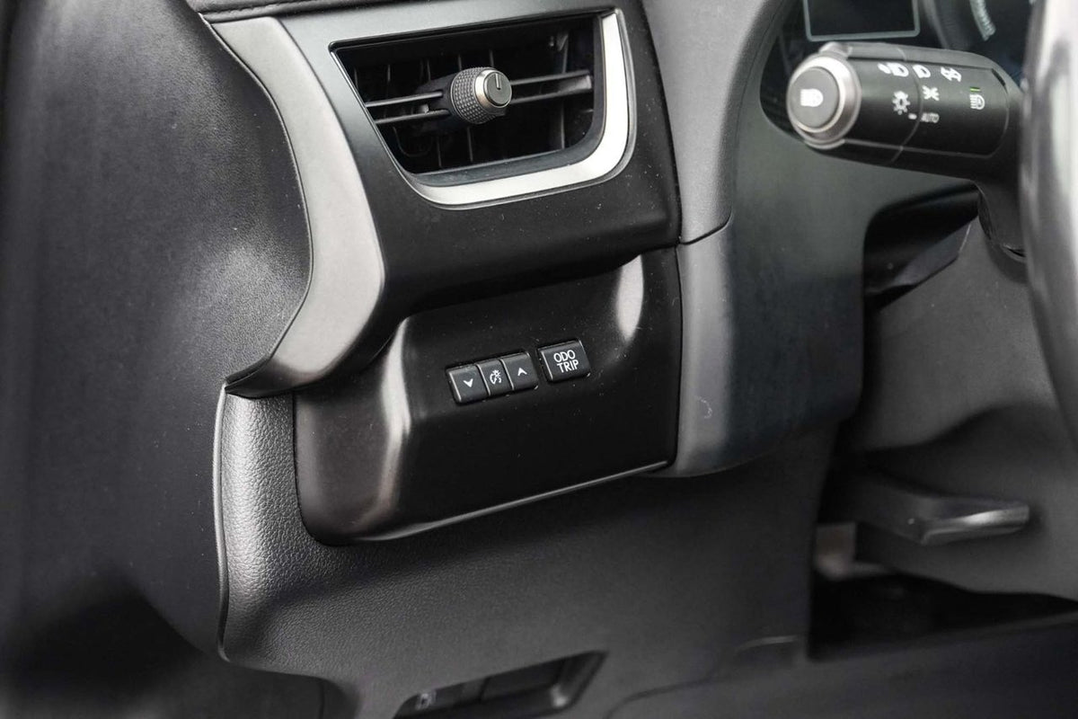 2024 Lexus UX 250h PREMIUM AWD HYBRIDE BAS KM CUIR TOIT CARPLAY