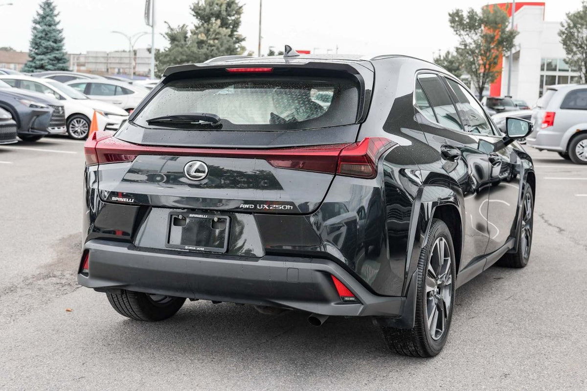 2024 Lexus UX 250h PREMIUM AWD HYBRIDE BAS KM CUIR TOIT CARPLAY
