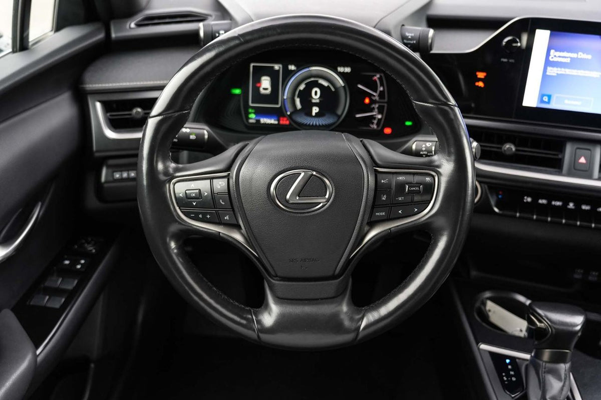 2024 Lexus UX 250h PREMIUM AWD HYBRIDE BAS KM CUIR TOIT CARPLAY