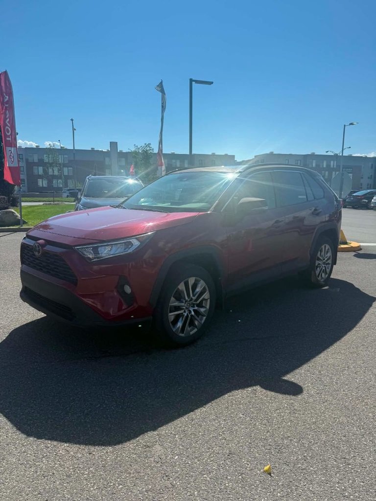 2021 Toyota RAV4 XLE PREMIUM AWD